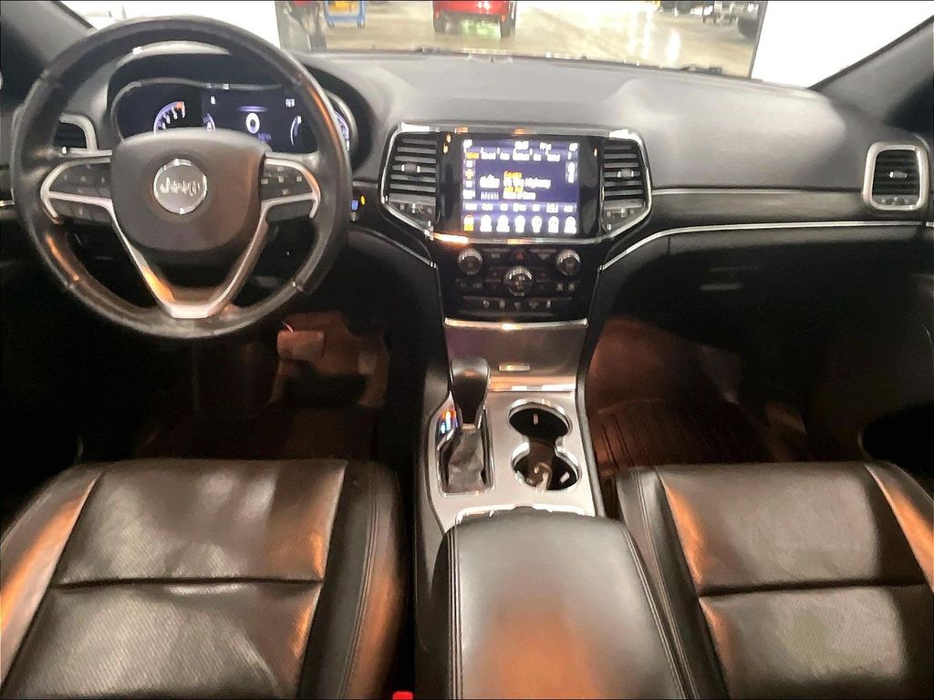 2020 Jeep Grand Cherokee — photo 21