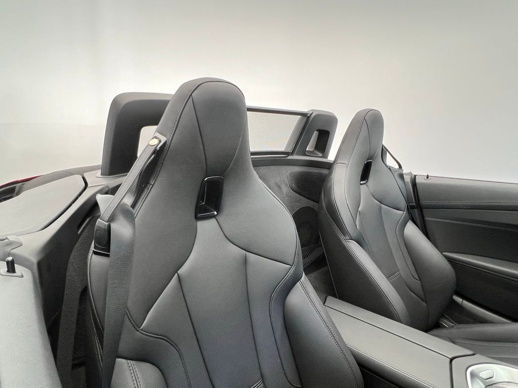 Thumbnail: 2025 BMW Z4 - 12