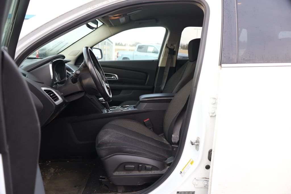 Thumbnail: 2015 GMC Terrain - 13