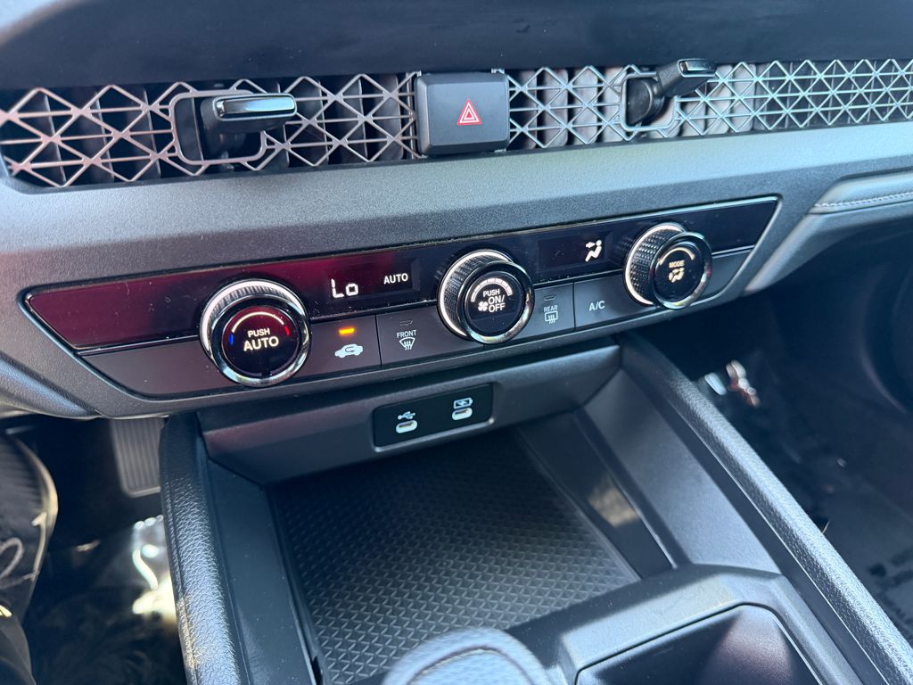 Thumbnail: 2025 Honda Accord - 26