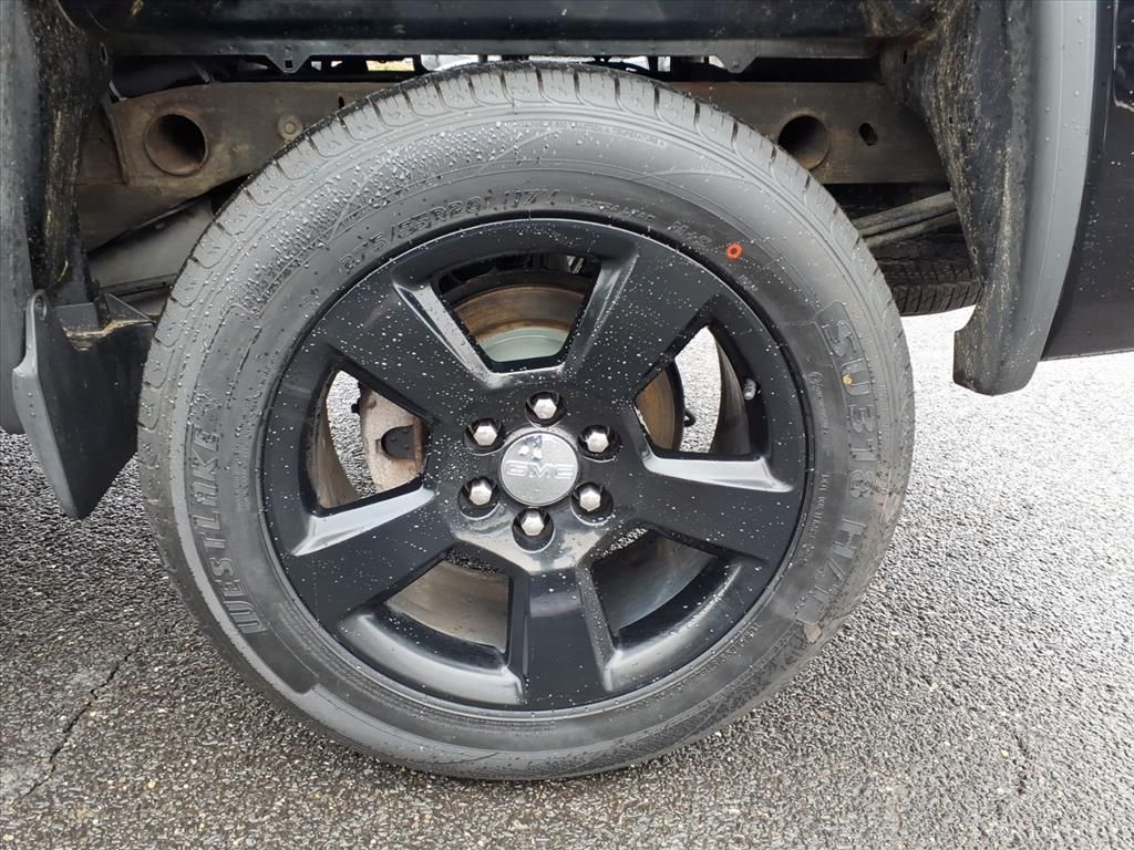 used 2015 GMC Sierra 1500 car, priced at $18,900