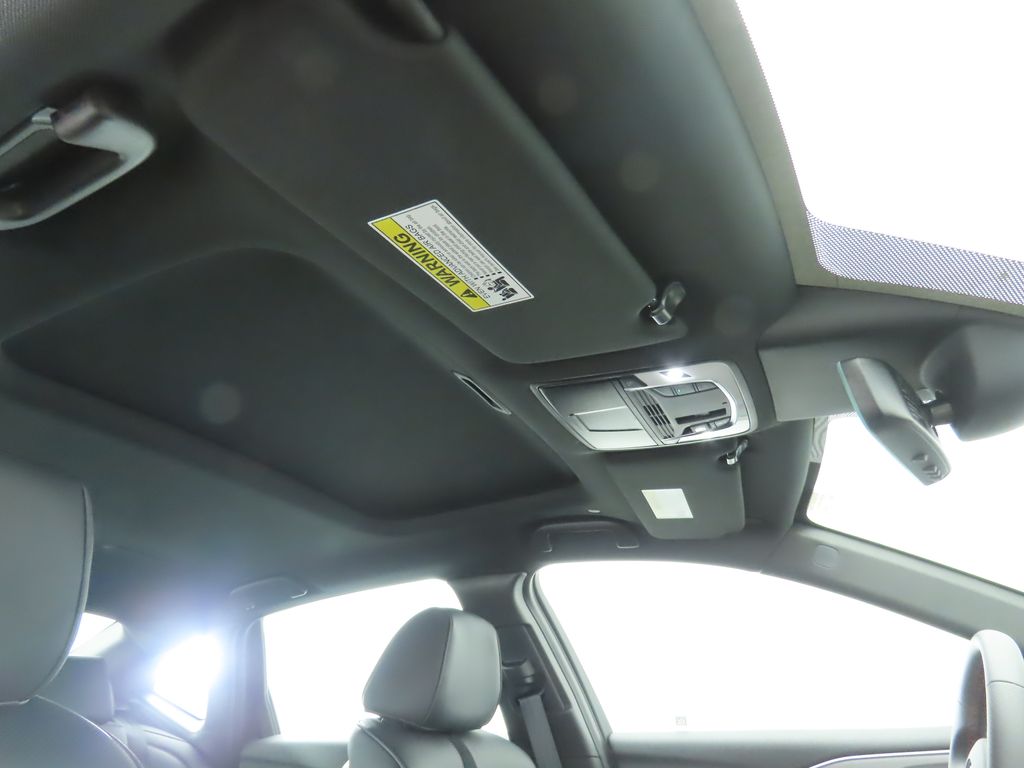 Thumbnail: 2025 Acura TLX - 18