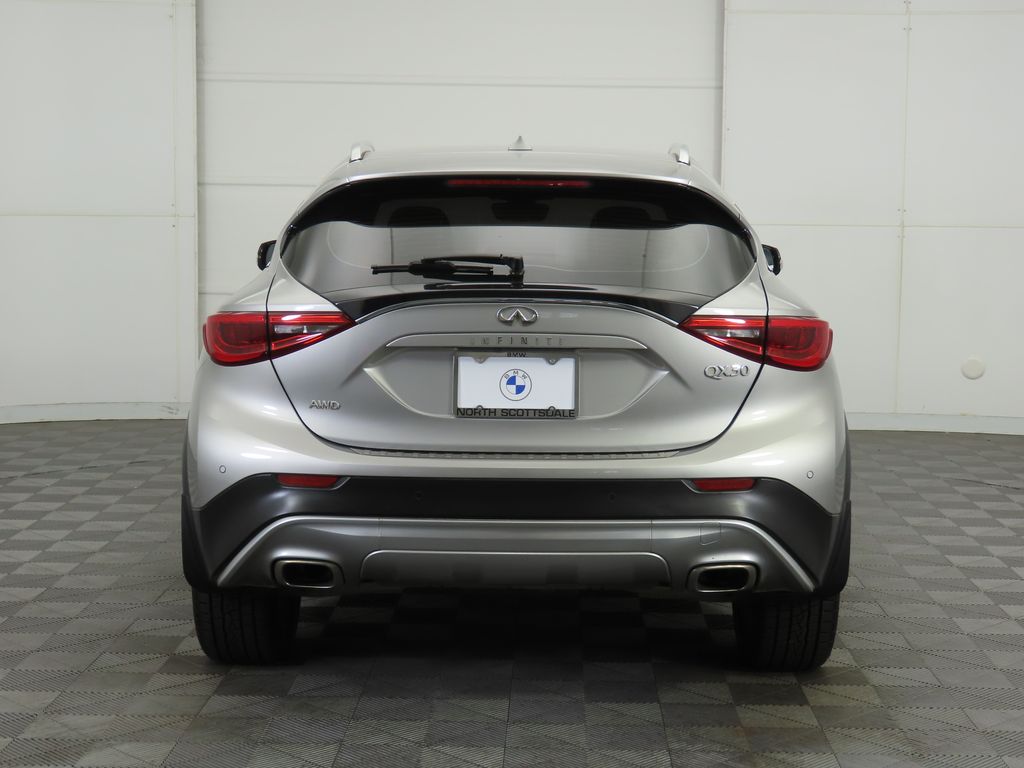 Thumbnail: 2018 INFINITI QX30 - 6