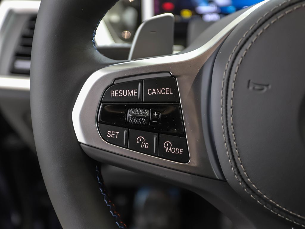 Thumbnail: 2026 BMW X5 - 12