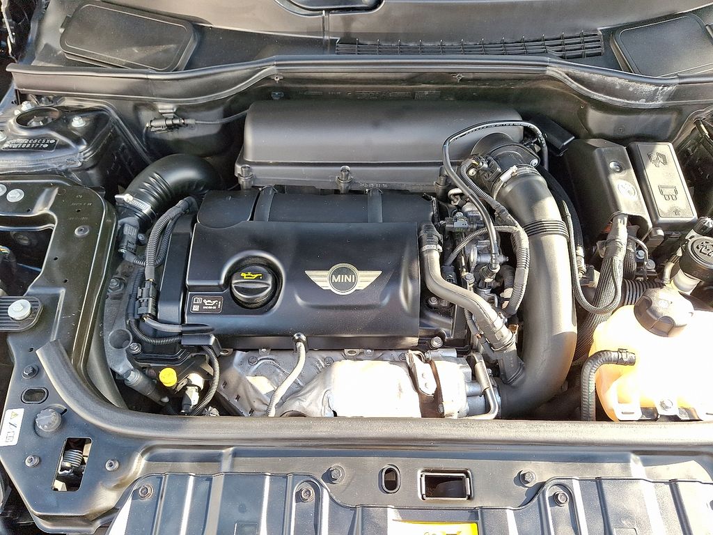 Thumbnail: 2016 MINI Cooper Countryman - 28