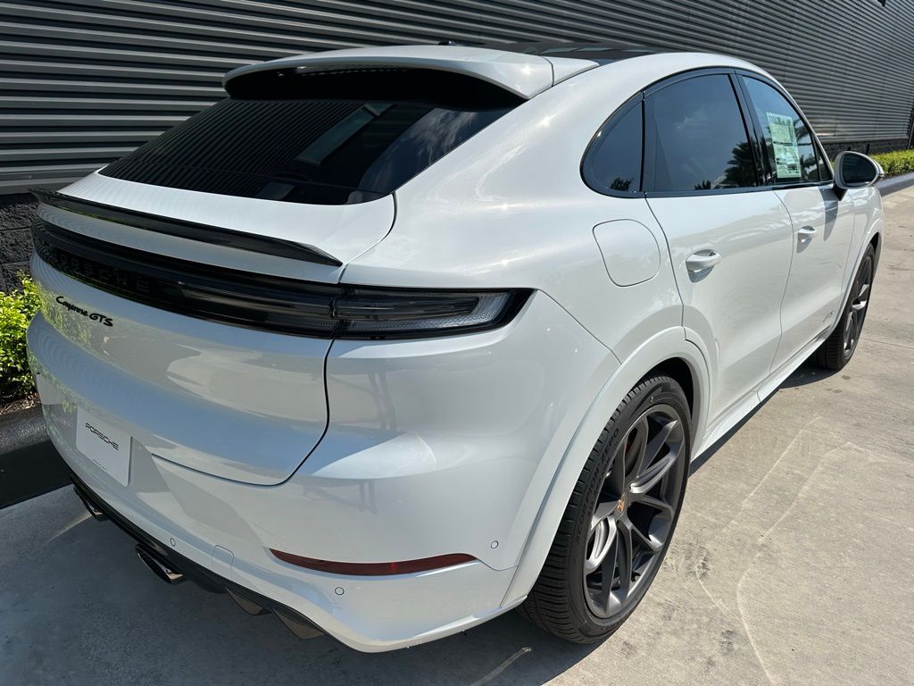 Thumbnail: 2026 Porsche  - 10