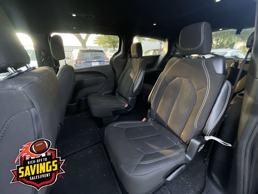 Used 2021 Chrysler Pacifica Van