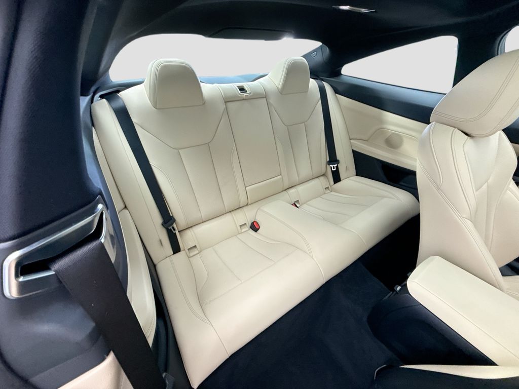 Thumbnail: 2026 BMW 4 Series - 21