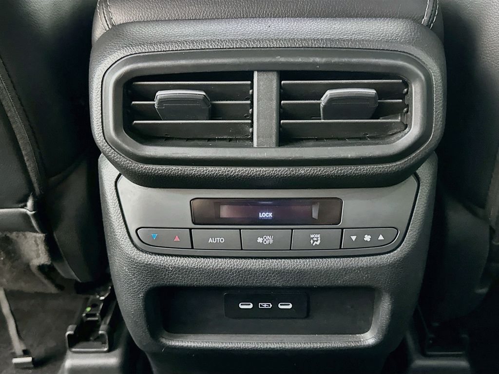 Thumbnail: 2024 Honda Pilot - 25