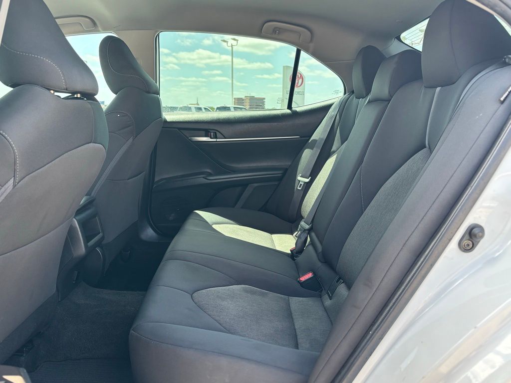 2023 Toyota Camry LE photo