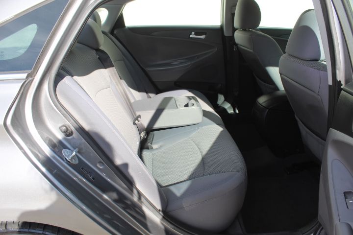 Used Car 2013 Hyundai Sonata  Gls For Sale Under $10,000 In Georgetown, Texas