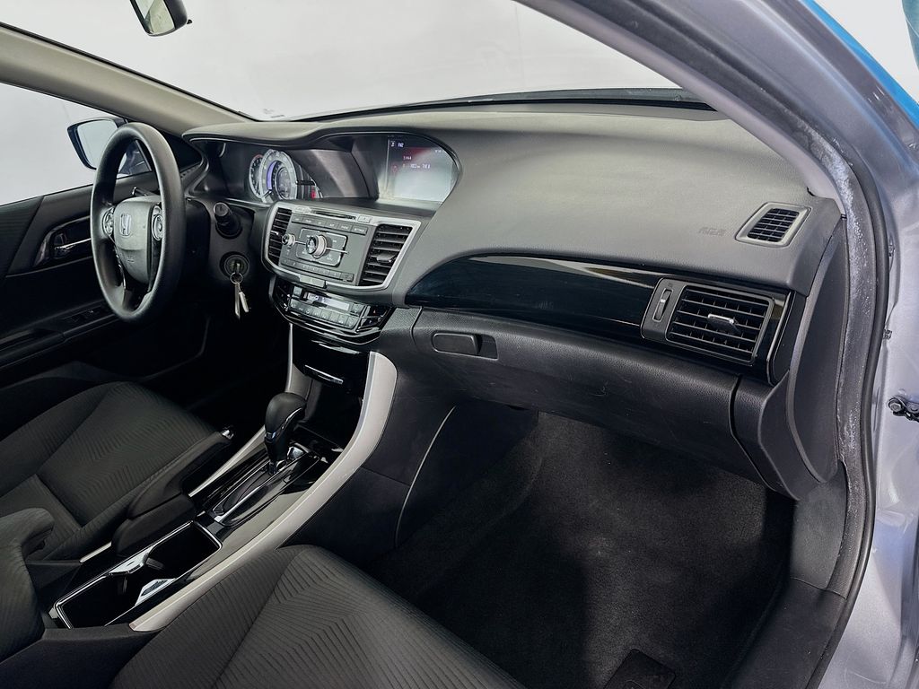 Thumbnail: 2016 Honda Accord - 27