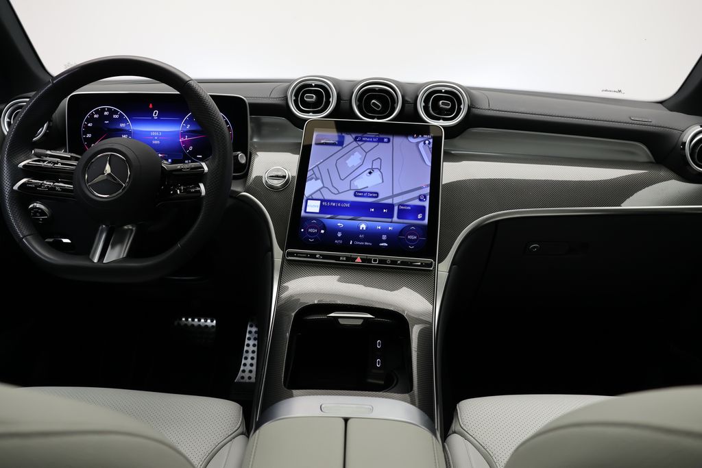 Thumbnail: 2025 Mercedes-Benz GLC - 18