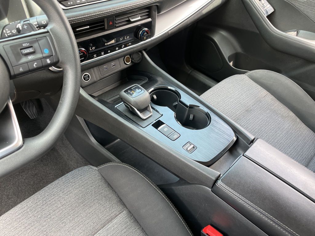 2023 Nissan Rogue SV 20