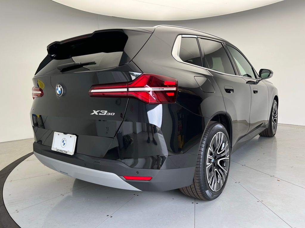 Thumbnail: 2026 BMW X3 - 3