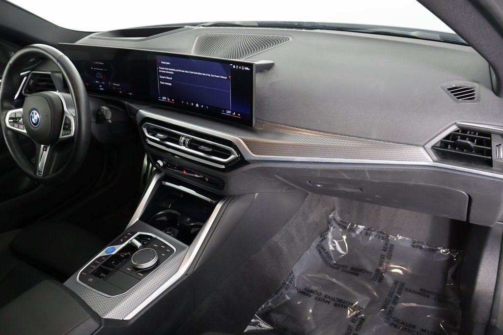 Thumbnail: 2024 BMW i4 - 9