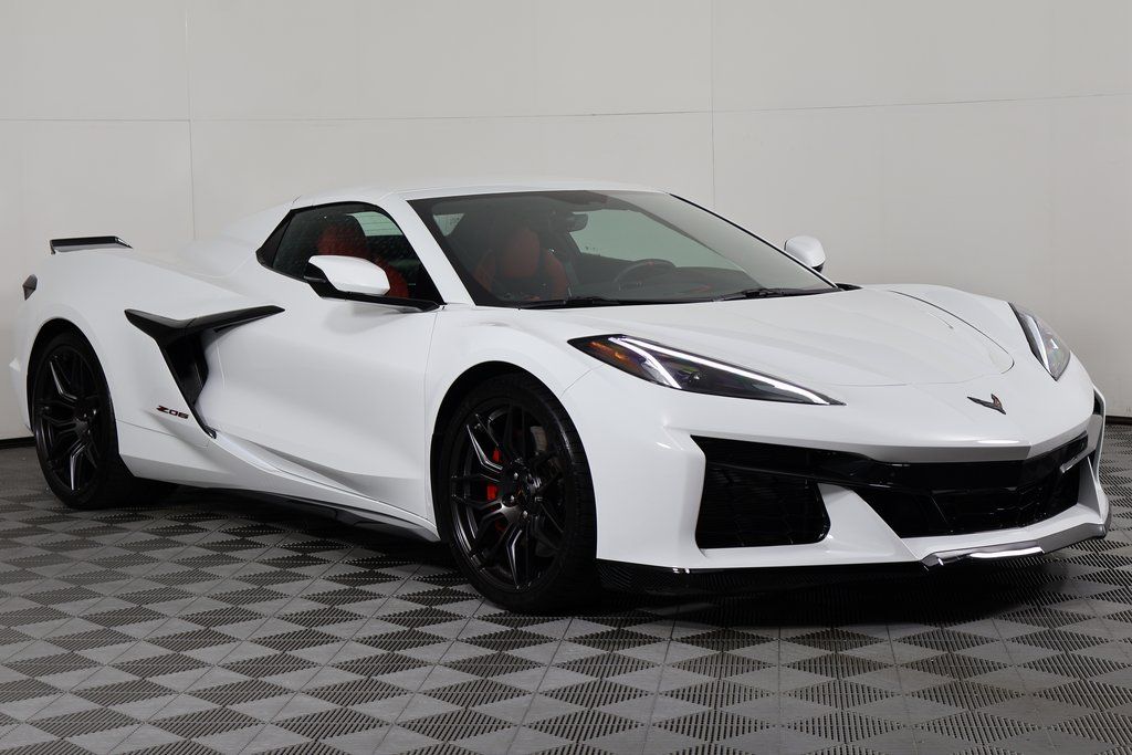 Thumbnail: 2023 Chevrolet Corvette - 3