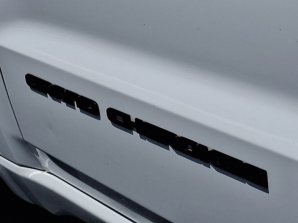 Thumbnail: 2018 Jeep Grand Cherokee - 31