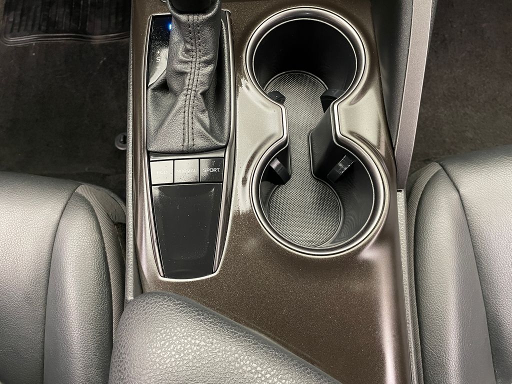 2023 Toyota Camry SE 29