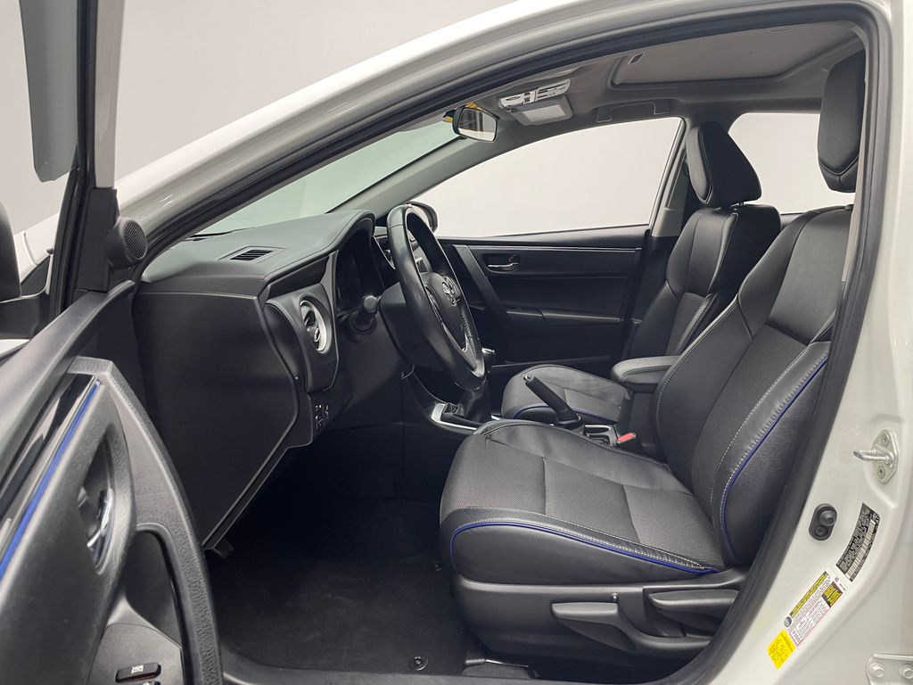 Thumbnail: 2019 Toyota Corolla - 12