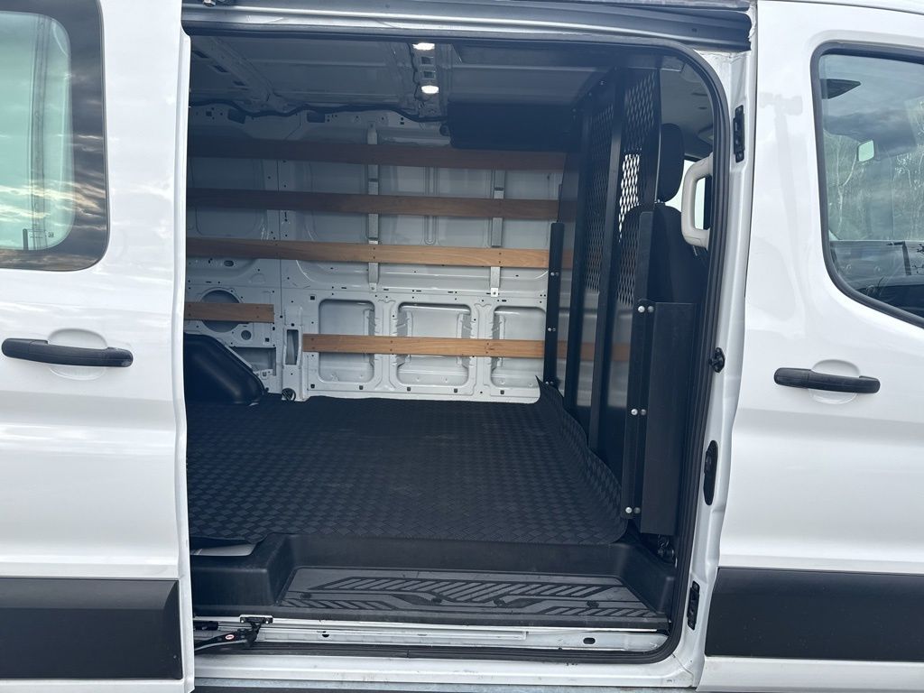 2024 Ford Transit-250 Cargo Van 