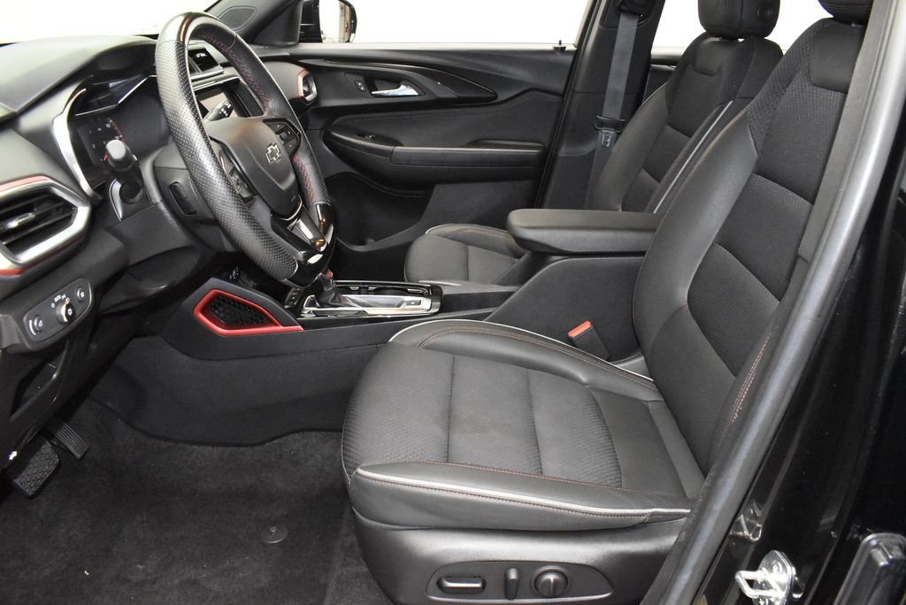 Thumbnail: 2023 Chevrolet TrailBlazer - 13