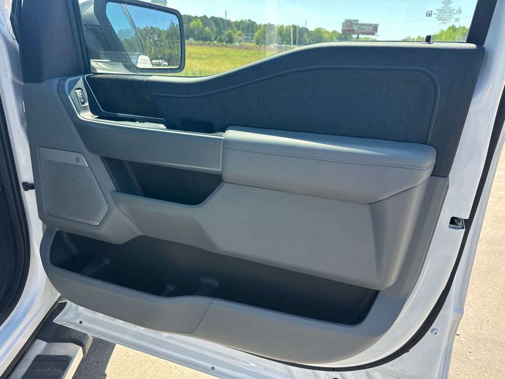 Used 2023 Oxford White Ford Lariat image 14