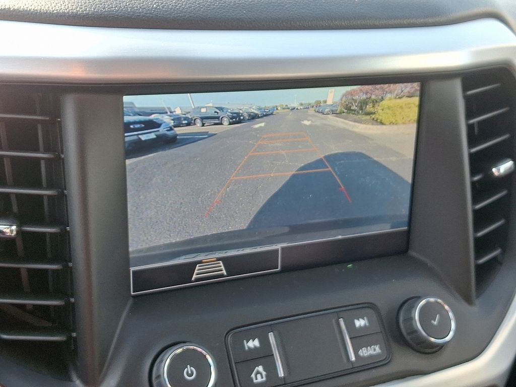 Thumbnail: 2022 GMC Acadia - 19