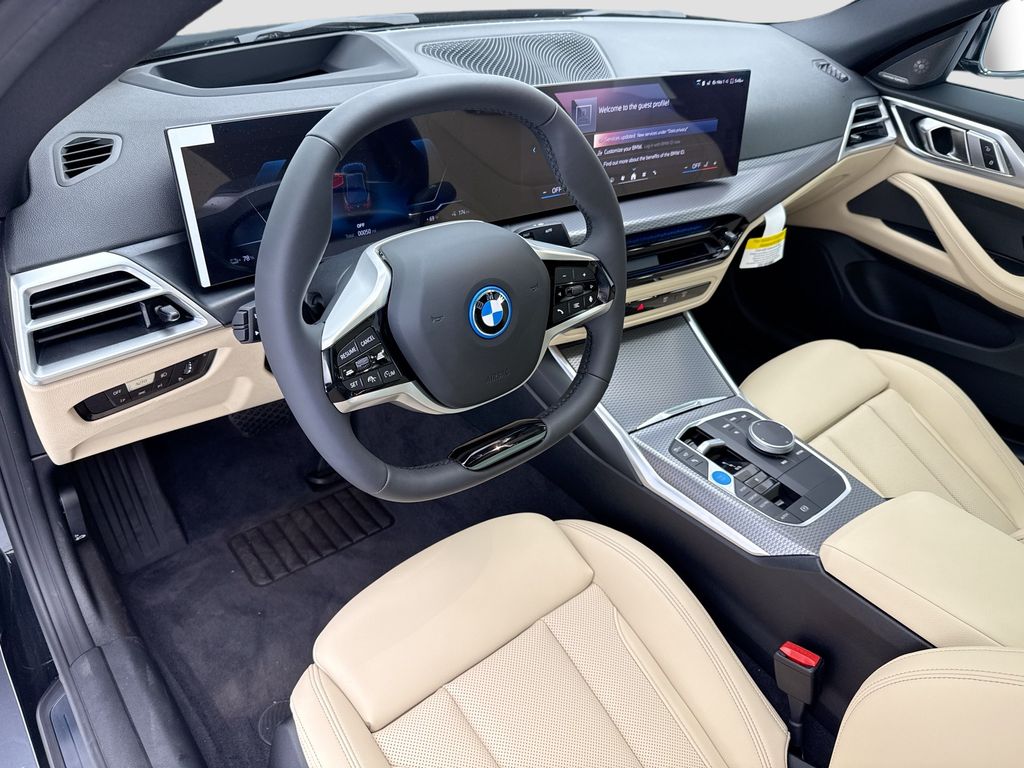 Thumbnail: 2026 BMW i4 - 9