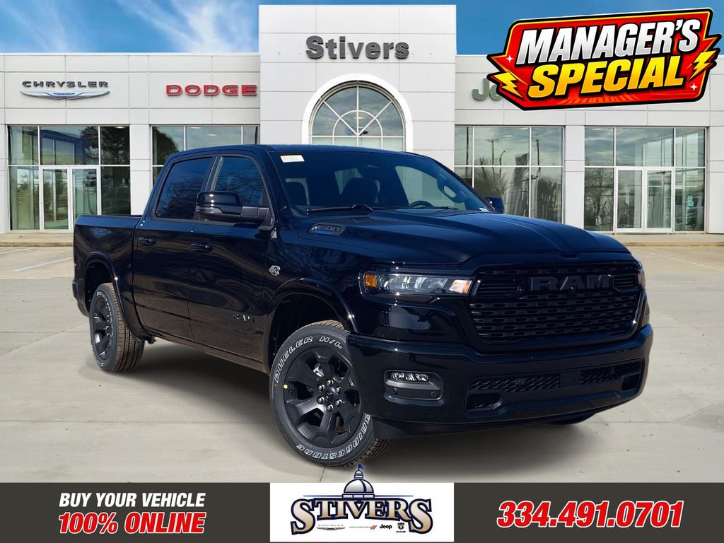 Diamond Black Crystal Pearlcoat 2026 RAM 1500 Pickup Truck Four-Wheel Drive 8-Speed Automatic