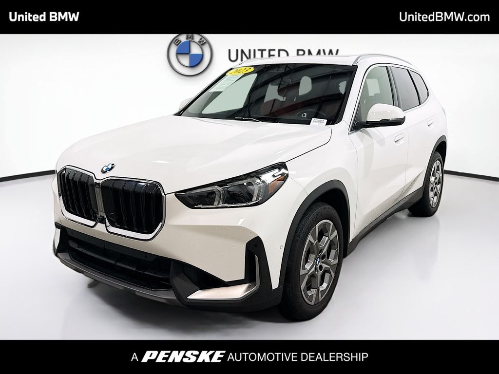Thumbnail: 2023 BMW X1 - 1