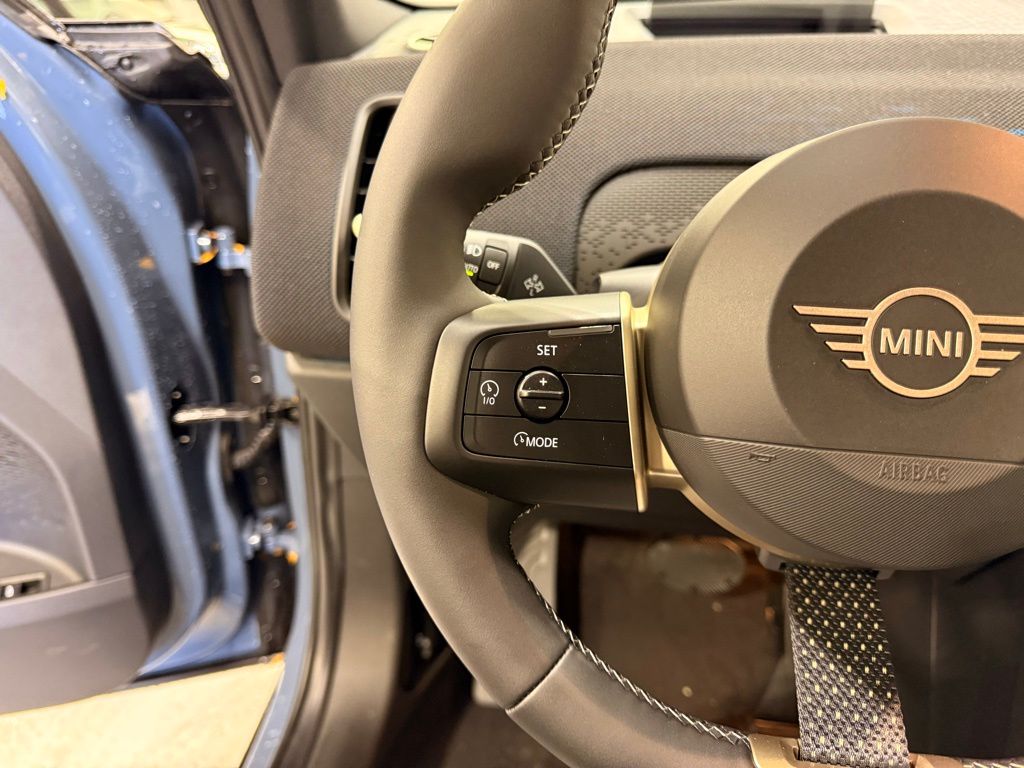 Thumbnail: 2026 MINI Cooper Countryman - 13