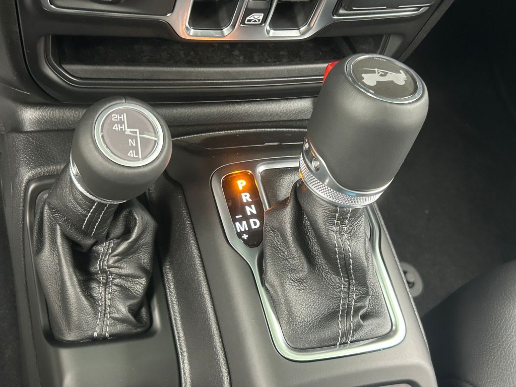 New 2026 Mojito Clearcoat Jeep Sahara image 19