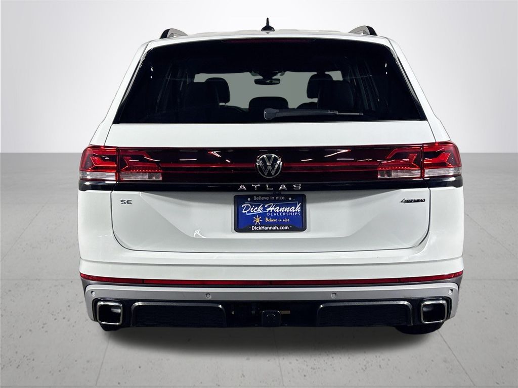 2024 Volkswagen Atlas 2.0T Peak Edition SE w/Technology