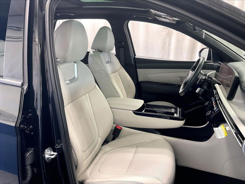 2025 Hyundai Tucson — photo 11