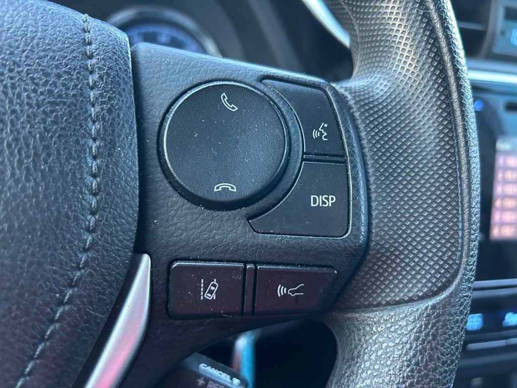 Thumbnail: 2019 Toyota Corolla - 17