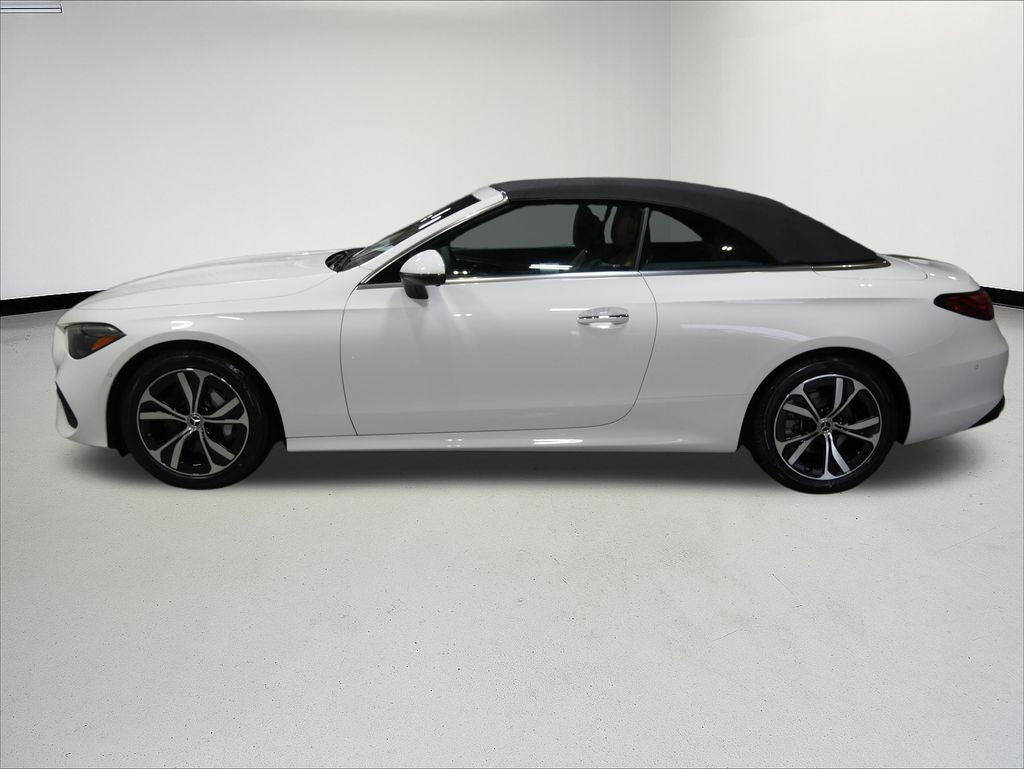 Thumbnail: 2026 Mercedes-Benz CLE - 2