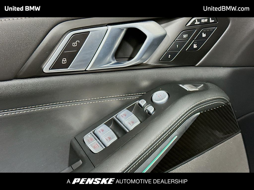 Thumbnail: 2025 BMW X7 - 3