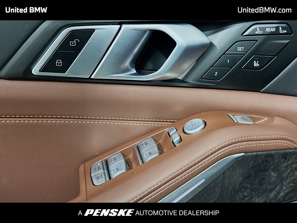 Thumbnail: 2025 BMW X7 - 3