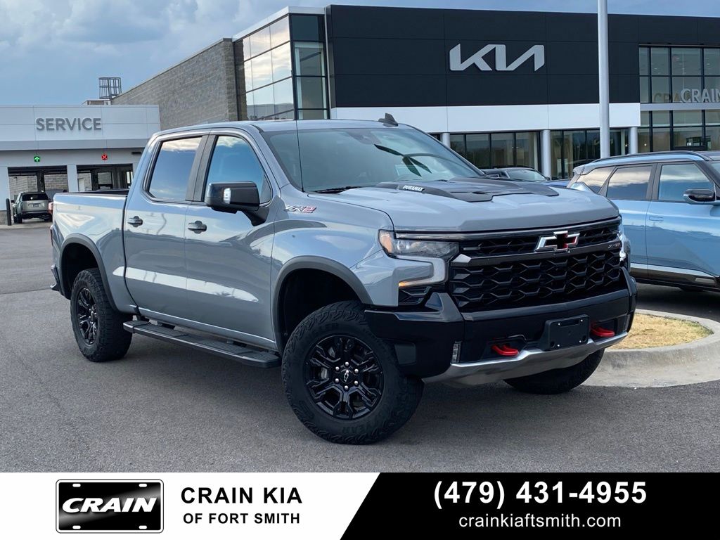 Slate Gray Metallic 2024 Chevrolet Silverado 1500 Pickup Truck Four-Wheel Drive Automatic