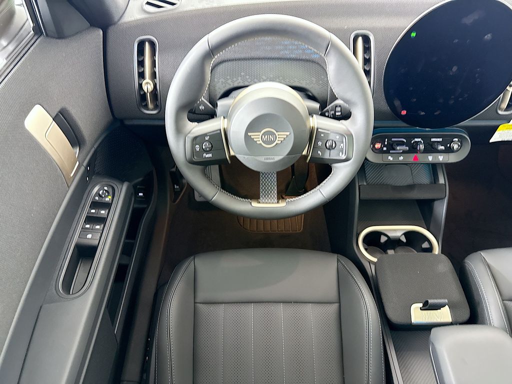 Thumbnail: 2027 MINI Cooper Countryman - 10