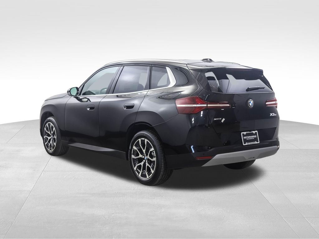 Thumbnail: 2026 BMW X3 - 3