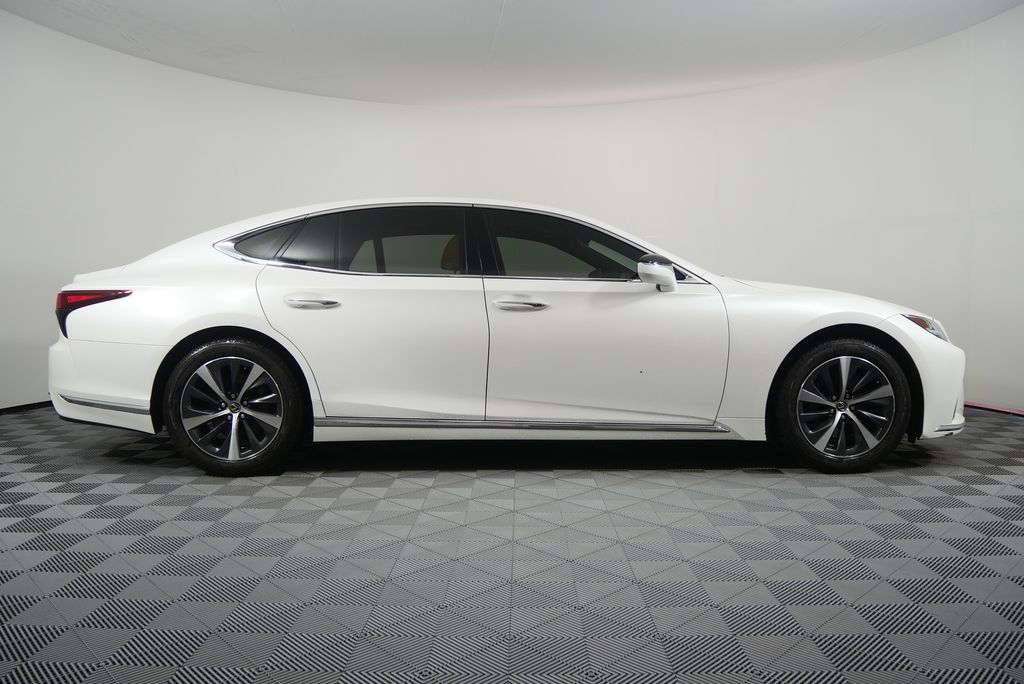 Thumbnail: 2021 Lexus LS - 2