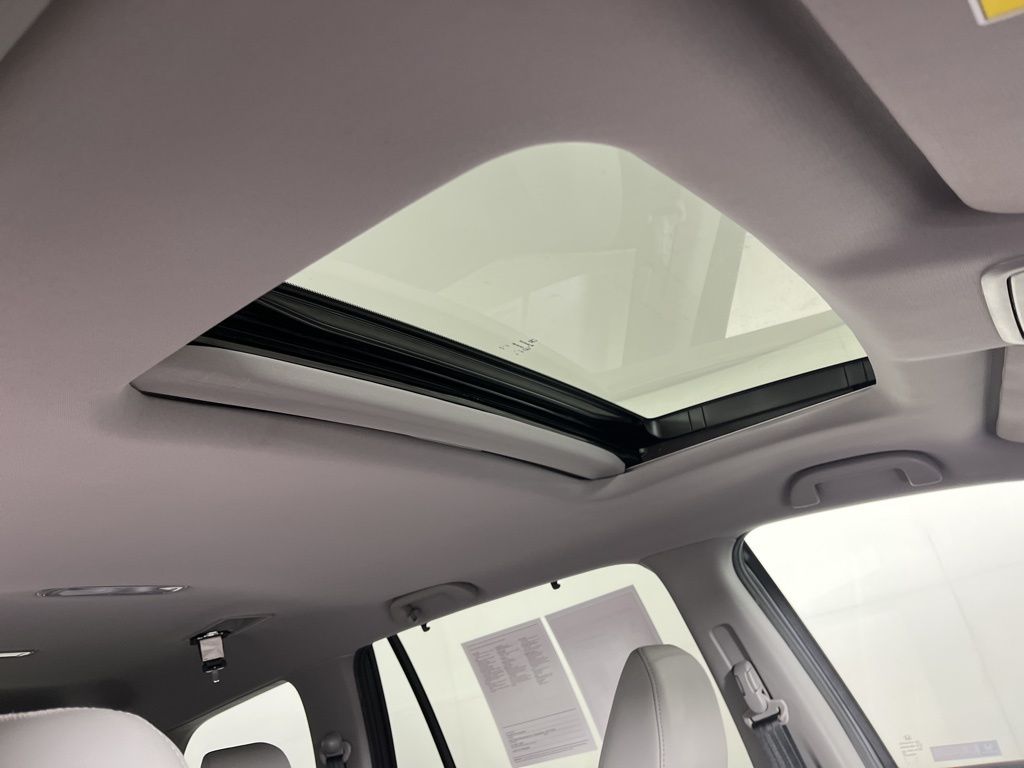 Thumbnail: 2020 Honda Pilot - 12