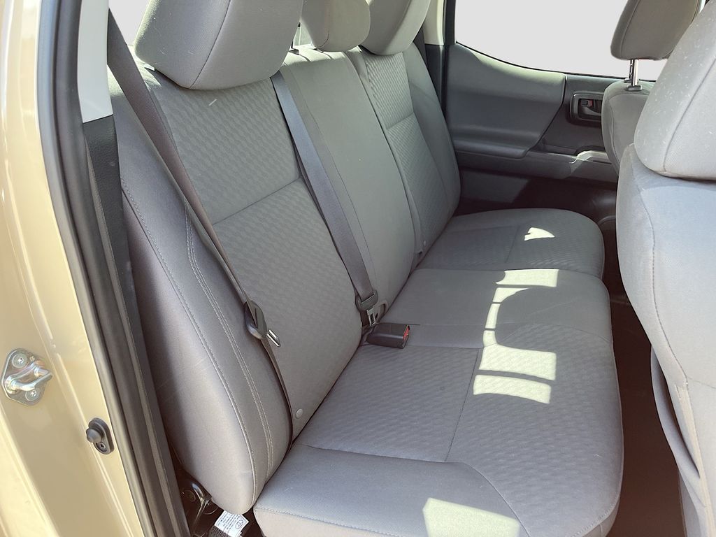 Used 2020 Brown Toyota SR5 image 25