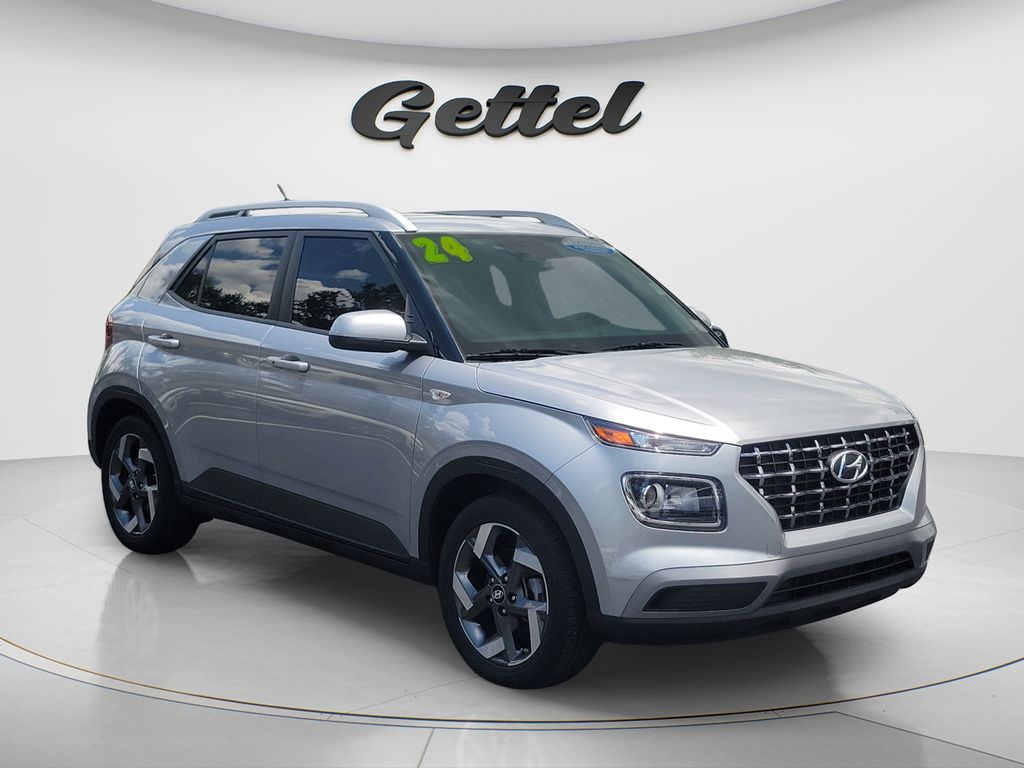 Certified Used 2024 Silver Hyundai SEL image 3