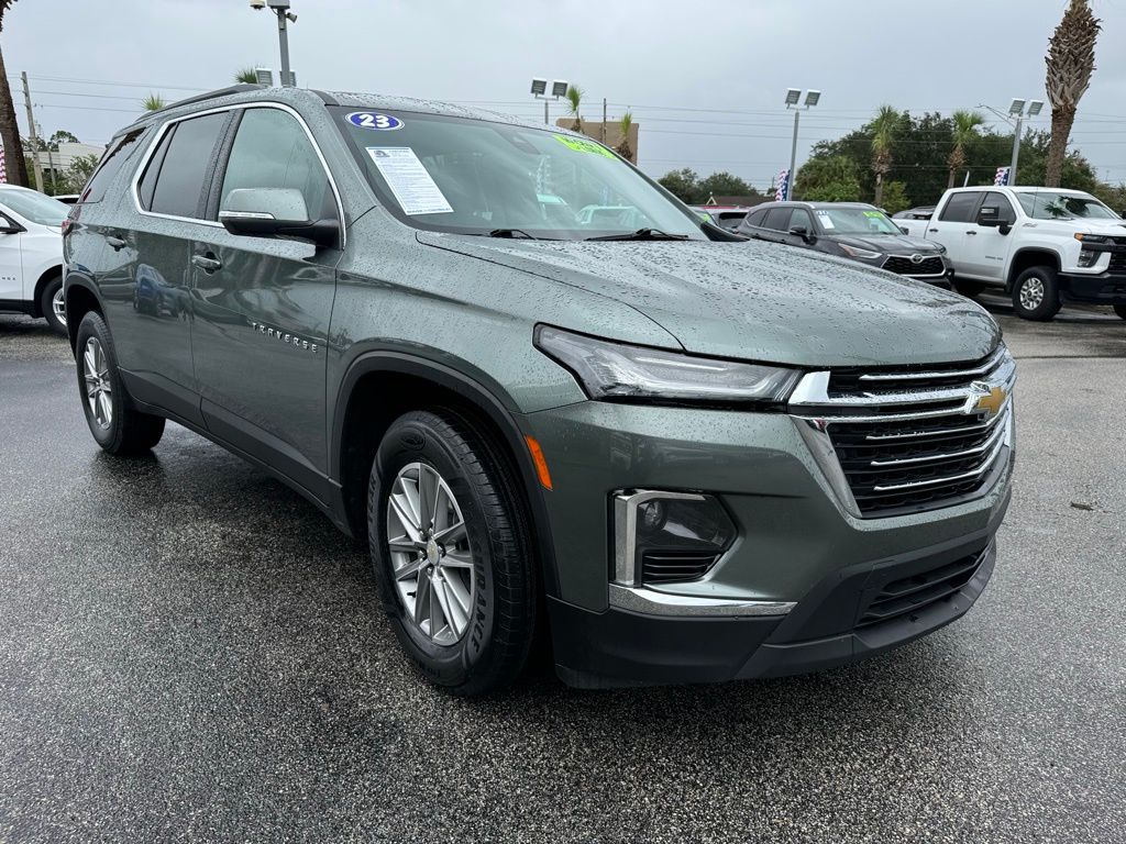 2023 Chevrolet Traverse LT 10