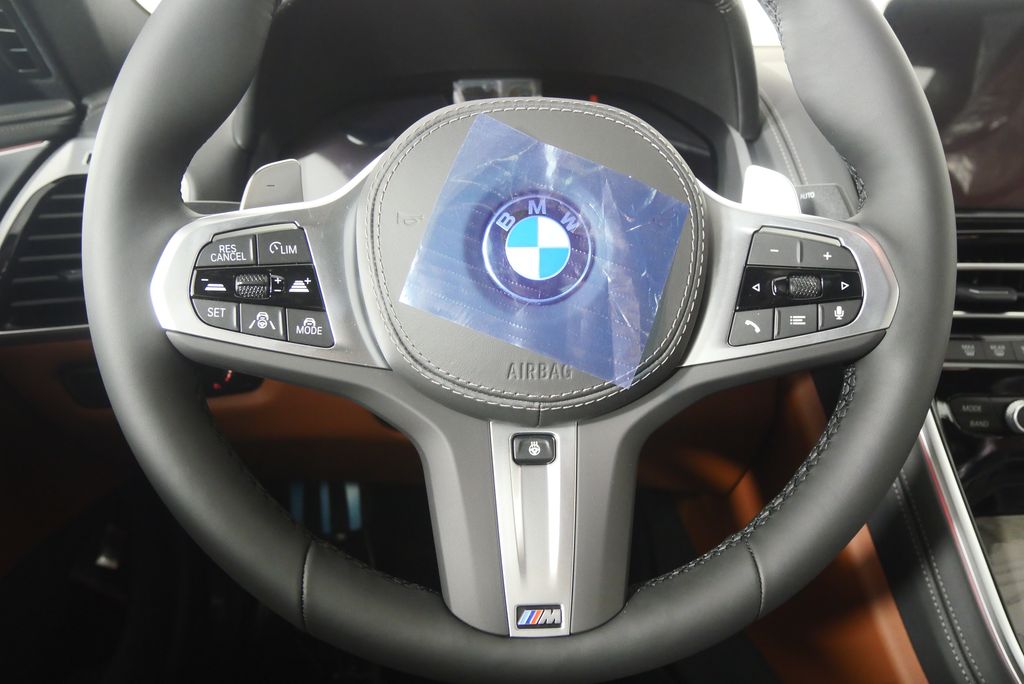Thumbnail: 2026 BMW 8 Series - 22