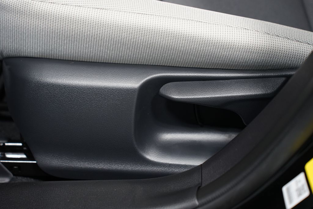 Thumbnail: 2026 Toyota Corolla - 32