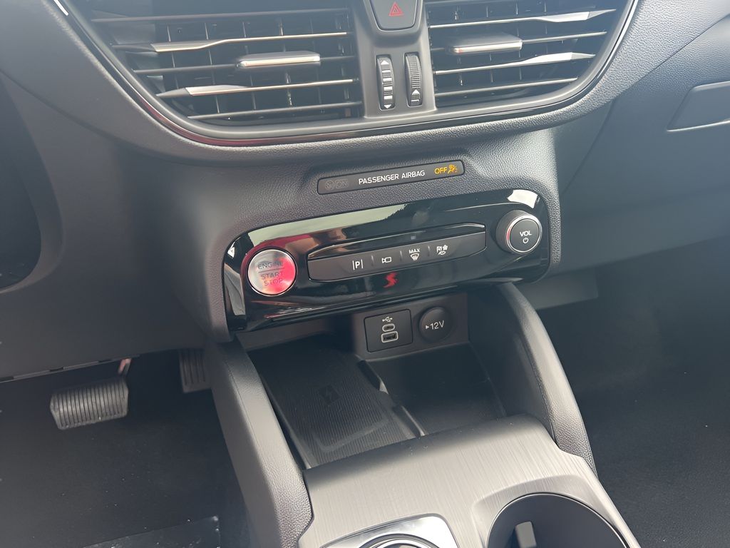 2025 Ford Escape Hybrid
